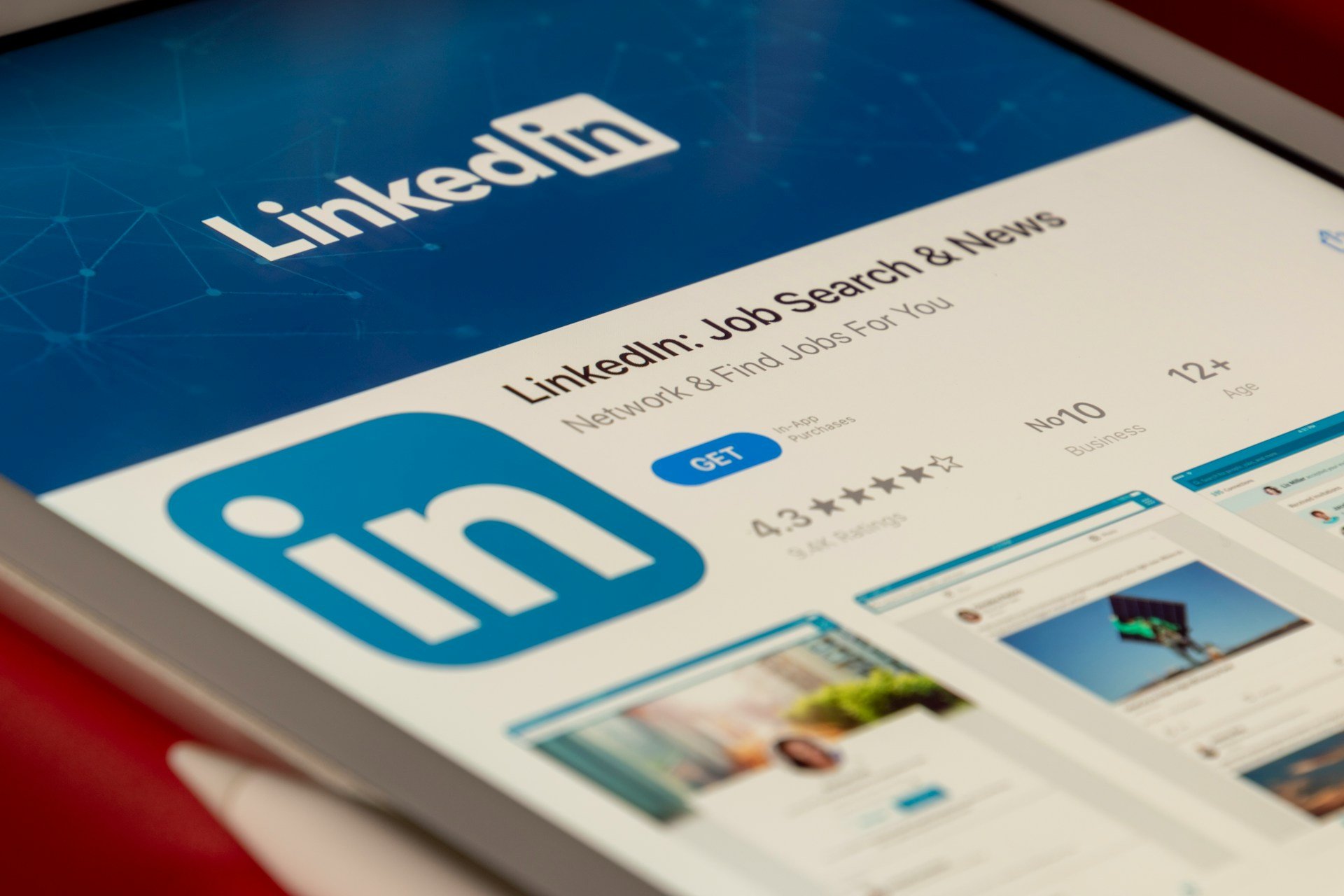 LinkedIn se širi na igre: pokreće 3 nove logičke slagalice